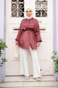 Saray Motiflli Desen Gömlek Kırmızı