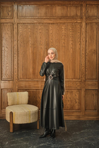 Şardonlu Deri Elbise Siyah