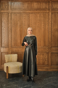 Şardonlu Deri Elbise Siyah