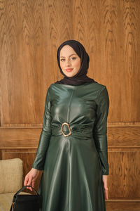 Şardonlu Deri Elbise Zümrüt Yeşil