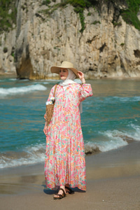 Sarmaşık Çicek Desenli Elbise Pembe