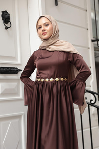 Saten Kiloş Etekli Elbise Kahverengi