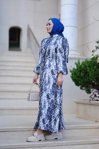 Saten Leopar Desen Bel Bağlamalı Elbise Mavi