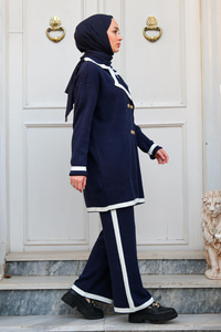 Şerit Desenli Gold Düğmeli İkili Takım  Lacivert