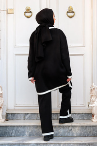 Şerit Desenli Gold Düğmeli İkili Takım  Siyah