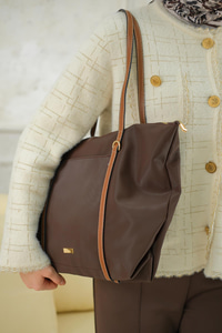 Şeritli Ön Gözlü Çanta Kahverengi