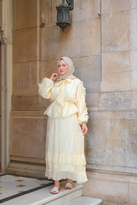 Shavy Yaka Kravatlı Takım Sarı