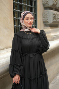 Şifon Fırfırlı Elbise Siyah