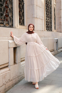 Şifon Fırfırlı Elbise Taş