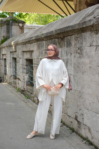 Sim Çizgili Takım Krem