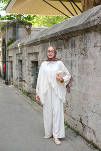 Sim Çizgili Takım Krem