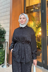 Sim Detay Bel Bağlamalı Takım Siyah