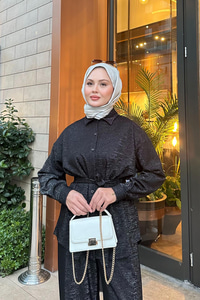 Sim Detay Bel Bağlamalı Takım Siyah