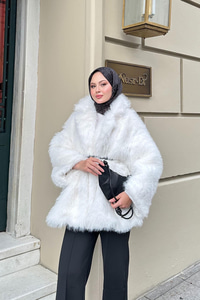 Sim Detay Kemerli Kaban Ekru