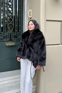 Sim Detay Kürk Siyah