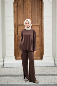 Sırt Dikiş Detay Beli Lastikli Takım Kahverengi