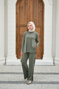 Sırt Dikiş Detay Beli Lastikli Takım Mint Yeşil