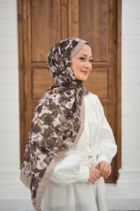 Sisli Gül Desen Şal Bej