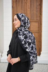 Sisli Gül Desen Şal Siyah