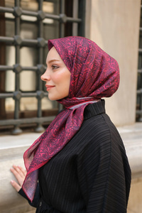 Soft Eşarp Nar Çiçeği