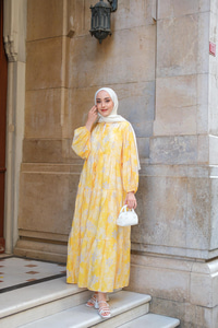 Soyut Çicek Desenli Elbise Sarı