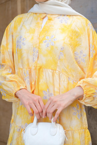 Soyut Çicek Desenli Elbise Sarı