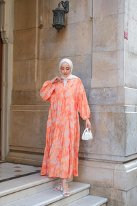 Soyut Çicek Desenli Elbise Turuncu