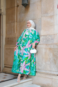 Soyut Çicek Esintisi Desenli Elbise Yeşil