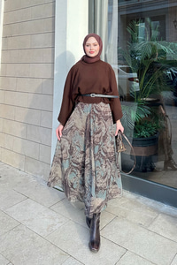 Soyut Desenli Sim Detay Kemerli Etek Haki Yeşil