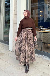 Soyut Desenli Sim Detay Kemerli Etek Vizon