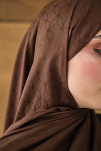 Su Yolu Desen Jakar Şal Kahverengi