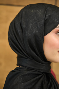 Su Yolu Desen Jakar Şal Siyah