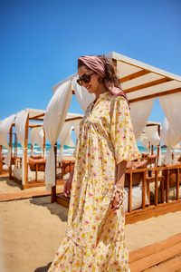 Sulu Boya Çiçek Desen Elbise Sarı