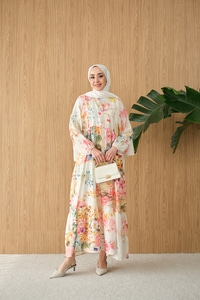 Sulu Boya Desen Elbise Krem