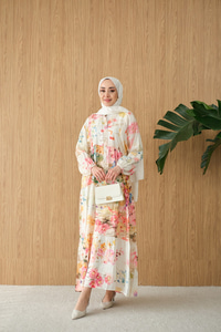 Sulu Boya Desen Elbise Krem