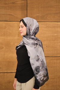 Sulu Boya Desenli Şal Siyah