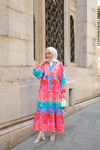 Sulu Boya Etkili Çicek Desenli Elbise Fuşya