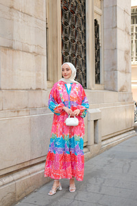 Sulu Boya Etkili Çicek Desenli Elbise Fuşya