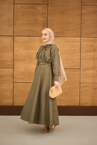 Süs Dikiş Detay Kemerli Elbise Haki Yeşil