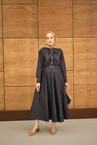 Süs Dikiş Detay Kemerli Elbise Lacivert