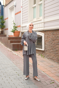 Süs Dikişli Büzgülü Takım  Antrasit