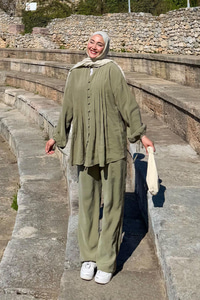 Süs Dikişli Büzgülü Takım Küf Yeşil