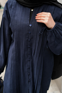 Süs Dikişli Büzgülü Takım Lacivert