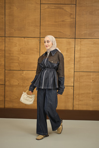 Süs Dikişli Fermuarlı Takım Lacivert