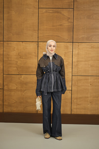 Süs Dikişli Fermuarlı Takım Lacivert