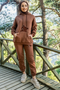 Uygun Fiyatlı SUZUNE AYICIK NAKISLI TAKIM KAHVERENGI | Loccomoda.com 