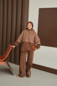 Sweatı Pullu Takım Kahverengi