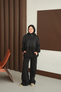 Sweatı Pullu Takım Siyah