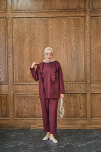 Taş Aksesuarlı Takım Bordo