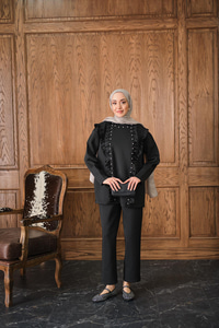 Taş Aksesuarlı Takım Siyah